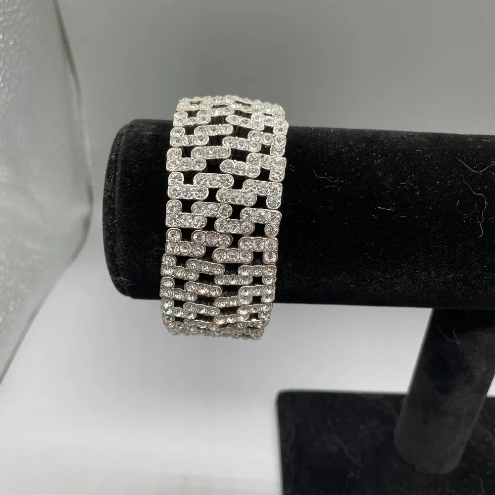 Vintage Silver Tone Clear Rhinestone 5 Row Interlocking Stretch Cuff Bracelet